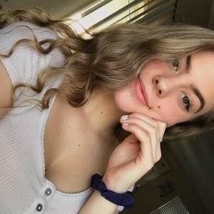 Meet your Posher, Savannah